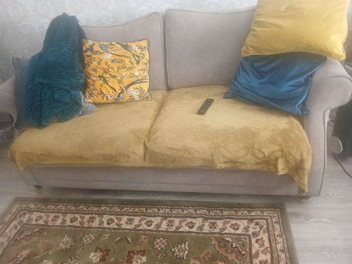 3 & 2 seater sofas