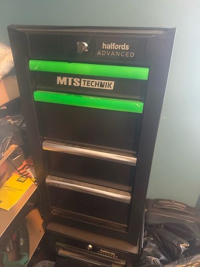 2 Halfords side locker draws