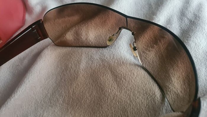 Prada ,unisex