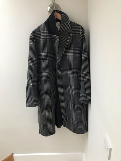 HM coat man