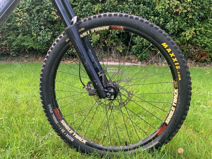 specialized big hit