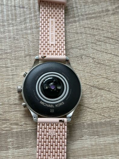 Michael Kors access