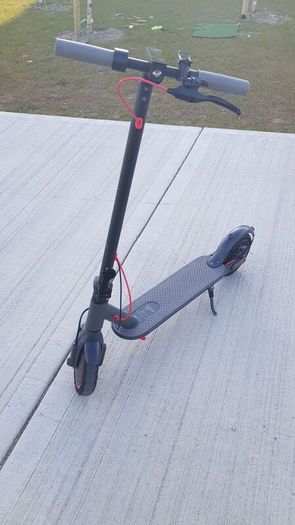 Electric scooter