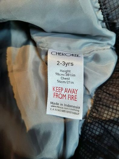 new child's jacket with tag 2/3 years