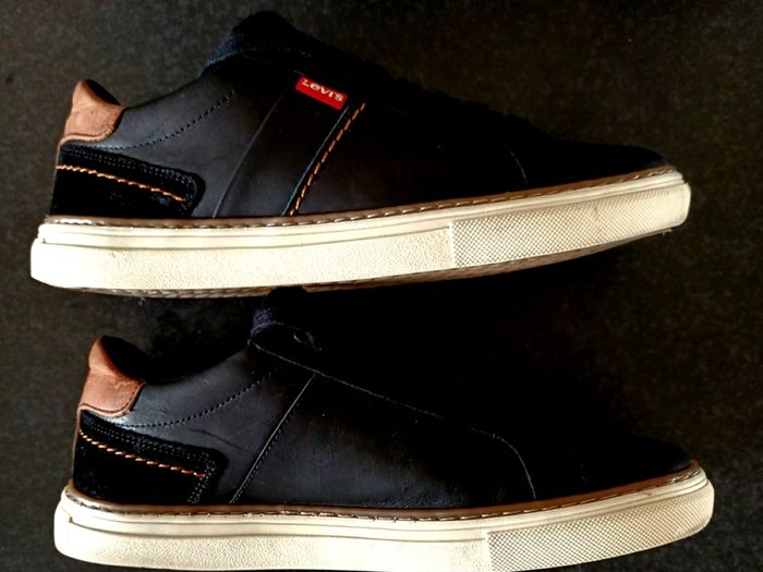 Levis men sneakers