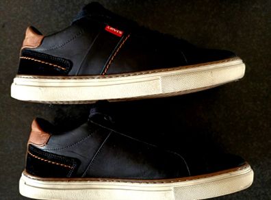 Levis men sneakers