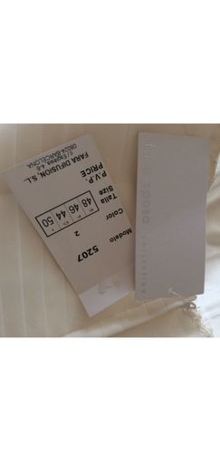 Wedding Dress Size 12 BNWT and Veil