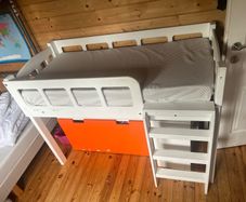 kids bed