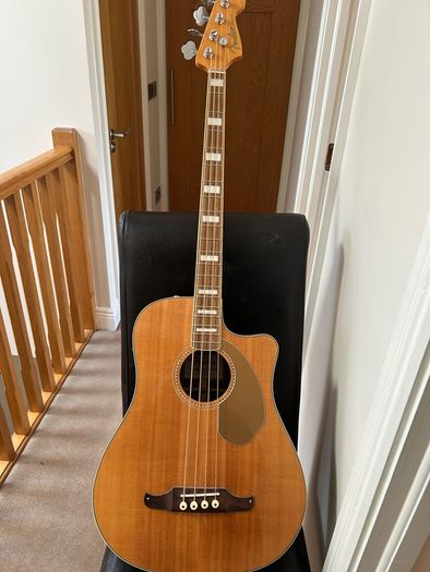 Fender Kingman Acoustic/Electric Bass Guitar with hard shell case.