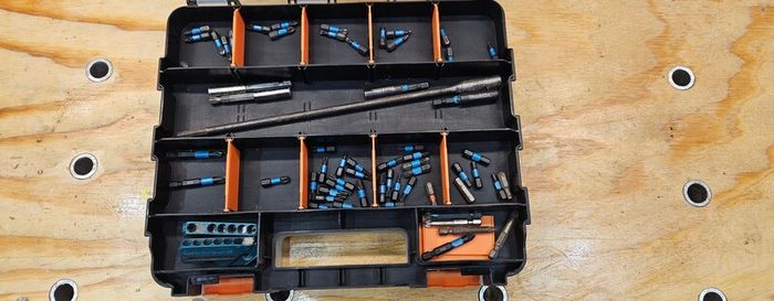 Makita screwdriver bits and case