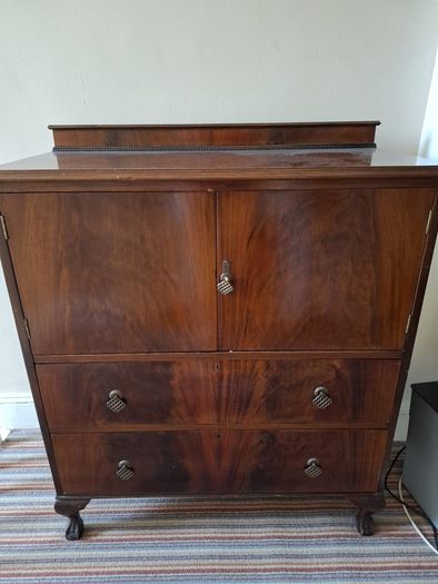 mahogany
