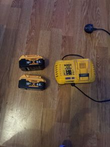 2x8amp battery's and fast charger