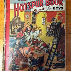 Vintage annual:'The Hotspur Book for Boys' 1943