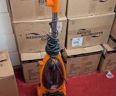 Carpet cleaner