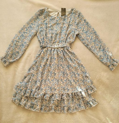 Bundle of  women clothes size 10( 38)