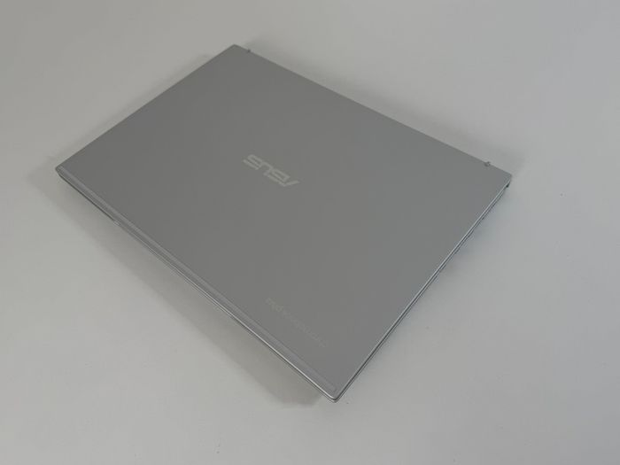 ASUS Chromebook Plus CX54 - As New / Touchscreen / Warranty