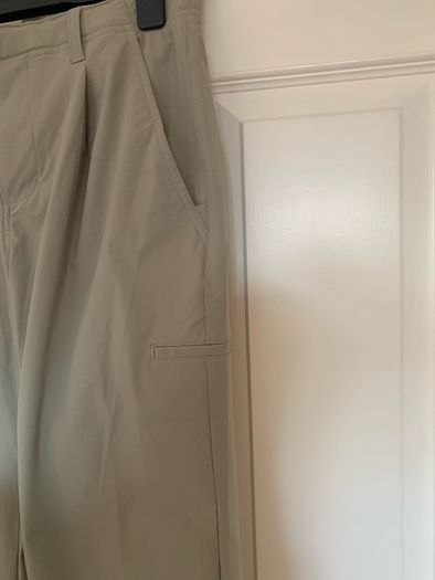 Adidas golf chinos (XS) Brand New