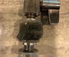 hi-hat clutch