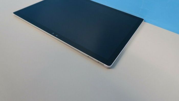 Microsoft Surface Book 2 Tablet only 13.5" Touchscreen Win 11 Pro i5 8GB RAM 256GB SSD