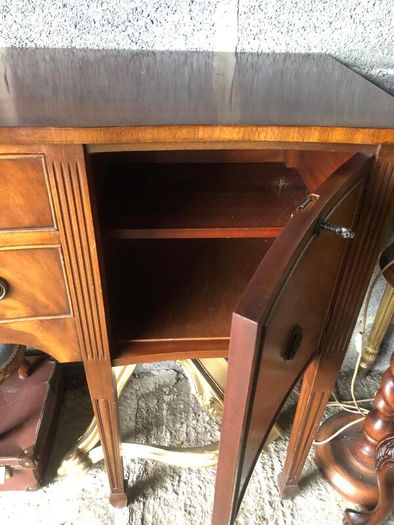 Side board buffet