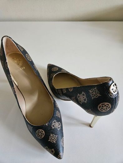 Guess Brown Logo-Print Court Shoes Brocr-Brown RRP 129e 6 UK & 7 UK NEW & BOXED perfect for Christmas party