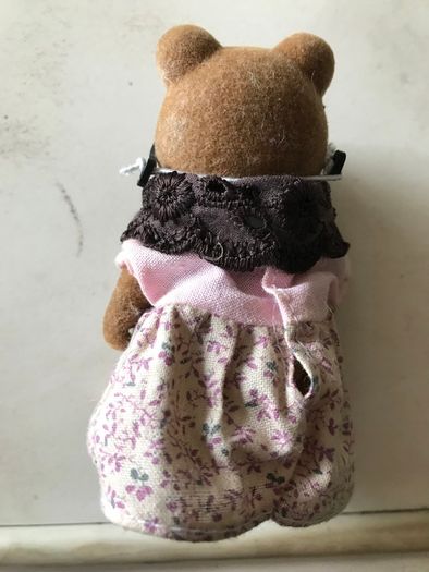 Vintage Sylvanian Families Grandma Timbertops
