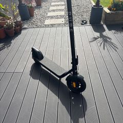 Electric scooter