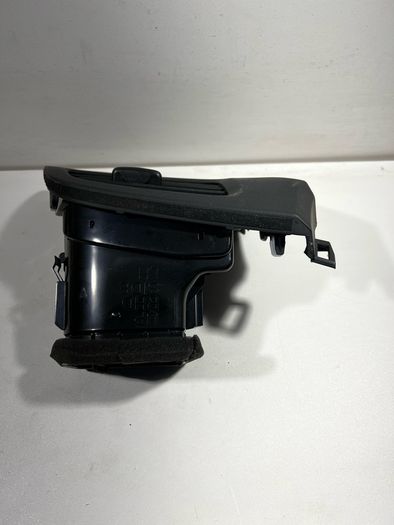 2015 Nissan Leaf Centre Left Side Air Vent A1l1b510g.
