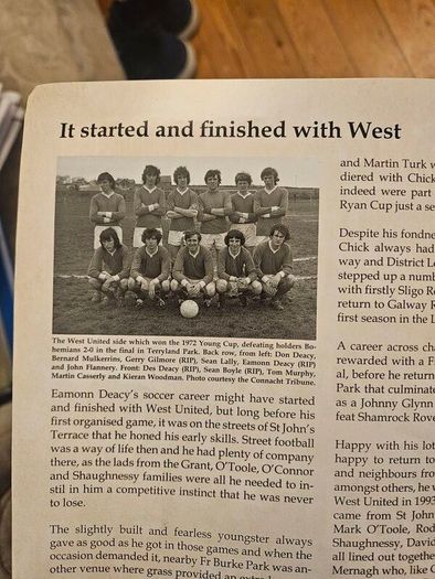 Eamonn 'chick' Deacy Testimonial.  1912 Aston Villa Legends  Vs Galway United X1/ West United X1. Incorporating official renaming of Terryland Park as Eamonn Deacy Park. First Edition Large Magazine In Good Condition.  See Photos For Same.