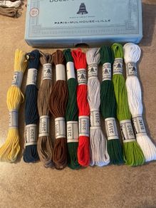 Vintage boxed unused embroidery skeins , rare item