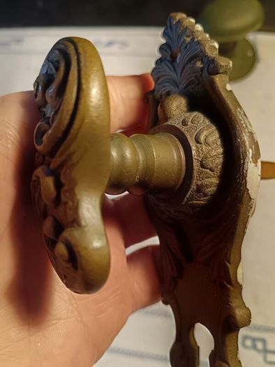 Victorian Double Door Handle