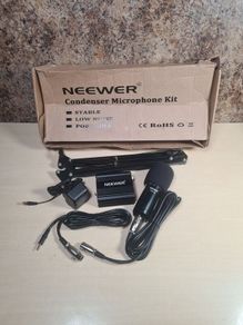 Neewer Nw-700 Professional Studio Condenser Microphone With Nw-100 Power Supply And Cables. Brand New