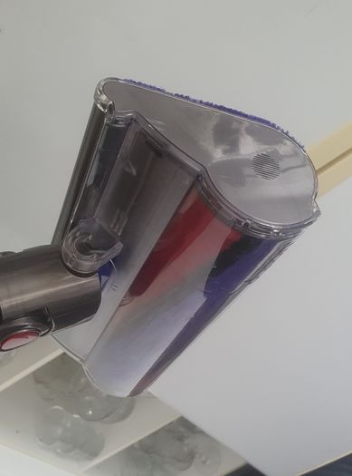 Dyson V11 for the Hard Floors