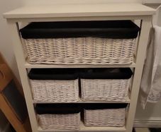 Drawers/Shelves