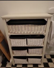 Drawers/Shelves