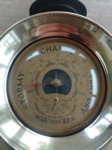Can post 1970s barometer