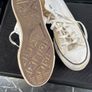 converse Image 2