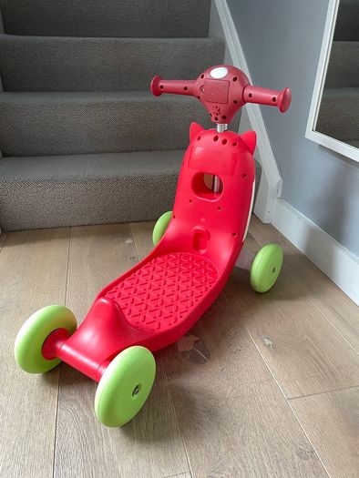 Skip Hop Fox ride on scooter
