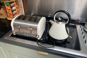 Cream Double Toaster and Kettle please read description
