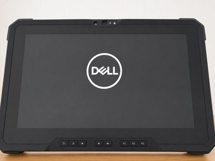 Dell Latitude 7220 Rugged Extreme Tablet with keyboard