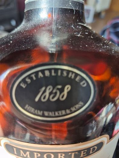 Vintage Bottle, 6-year-old Canadian Club Blended Canadian Whiskey