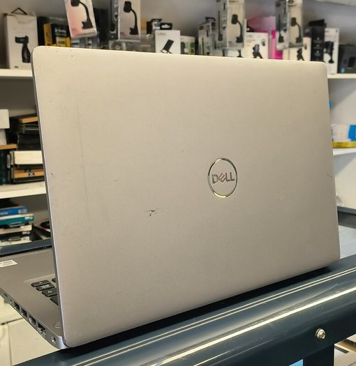 Dell Latitude 5410 14" i5-10310U (10th Gen) 8GB Memory 256GB SSD Windows 11 Pro.
