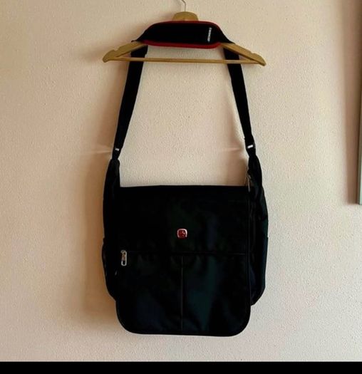 Wenger Messenger Bag