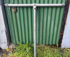 Single T bar clothes line (height cut down for size)