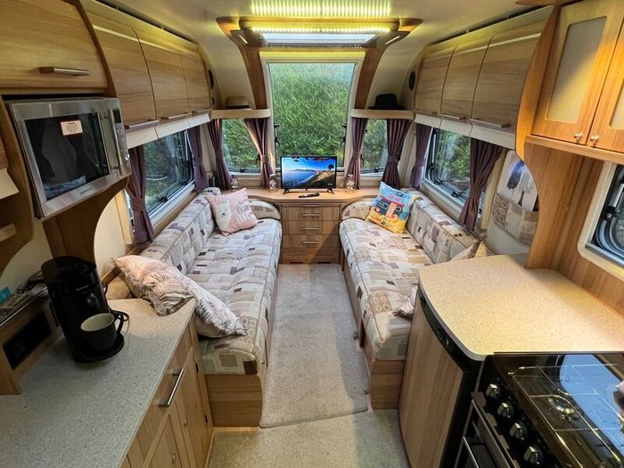 Bailey Unicorn Caravan