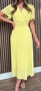 yellow dress
