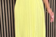 yellow dress