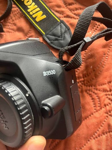 Nikon D3500