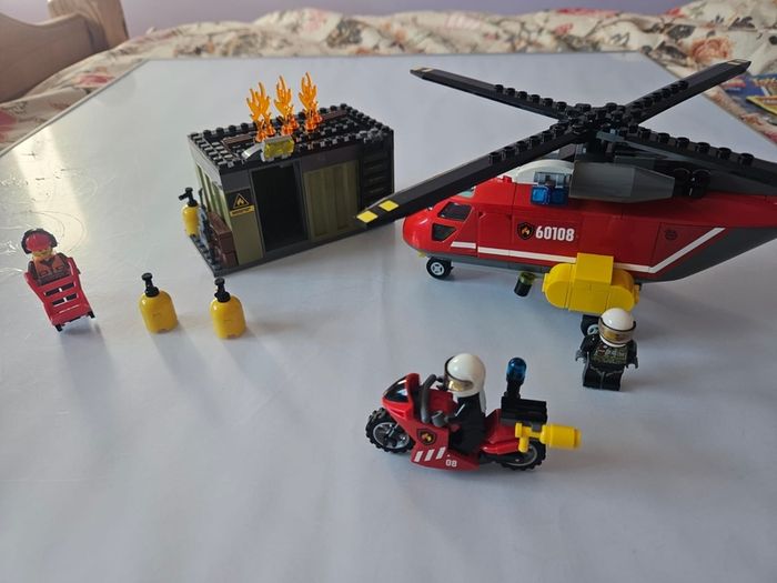 Lego Set 60108