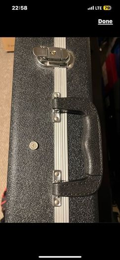 electric guitar hard case with clips for back strap fits Gibson fender Stratocaster telecaster charvel Jackson Ibanez esp music man